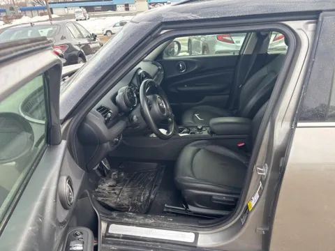 More photos of 2017 MINI Cooper Clubman at MAG Auto - Munsterman Automotive Group, MO