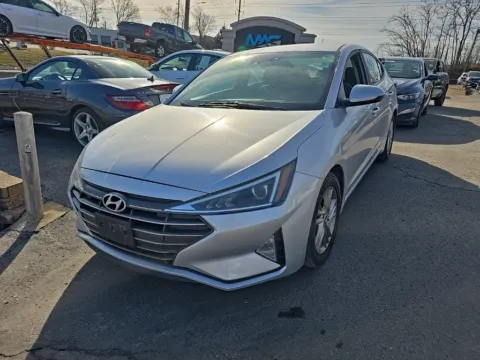 Photos of 2019 Hyundai Elantra SEL for sale in Blue Springs, MO at MAG Auto - Munsterman Automotive Group