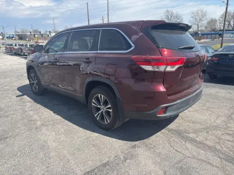 Another view of 2019 Toyota Highlander LE for sale in Blue Springs, MO at MAG Auto - Munsterman Automotive Group