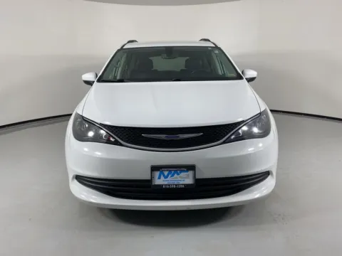 Photos of 2020 Chrysler Voyager LXI for sale in Blue Springs, MO at MAG Auto - Munsterman Automotive Group