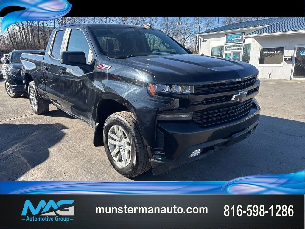 Black 2019 Chevrolet Silverado 1500 RST for sale in Blue Springs, MO