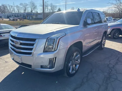 Photos of 2016 Cadillac Escalade Luxury for sale in Blue Springs, MO at MAG Auto - Munsterman Automotive Group