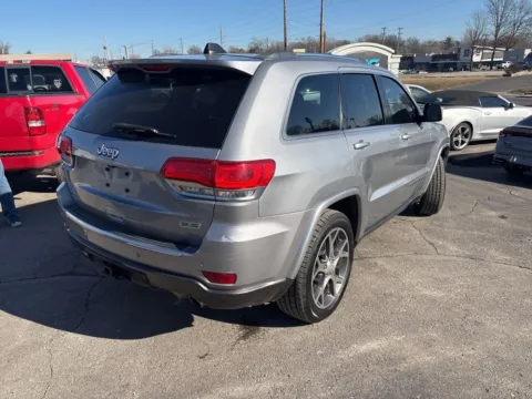 More photos of 2018 Jeep Grand Cherokee Limited at MAG Auto - Munsterman Automotive Group, MO