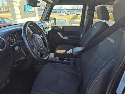 More photos of 2016 Jeep Wrangler Unlimited Sahara at MAG Auto - Munsterman Automotive Group, MO