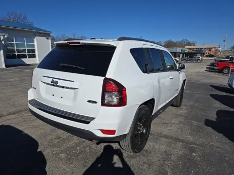 More photos of 2015 Jeep Compass Latitude at MAG Auto - Munsterman Automotive Group, MO