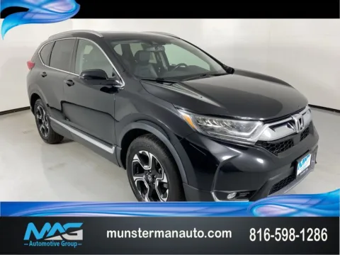 Black 2019 Honda CR-V Touring for sale in Blue Springs, MO