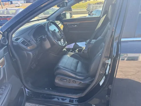 More photos of 2019 Honda CR-V Touring at MAG Auto - Munsterman Automotive Group, MO