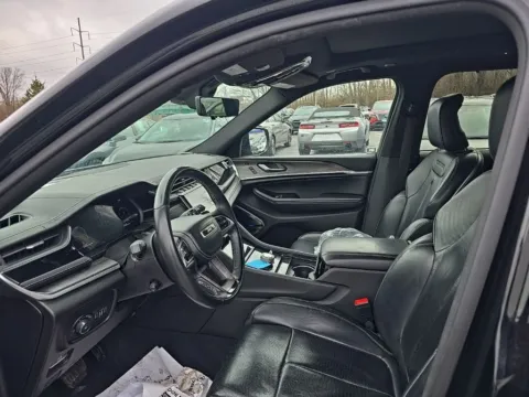 More photos of 2022 Jeep Grand Cherokee L Overland at MAG Auto - Munsterman Automotive Group, MO