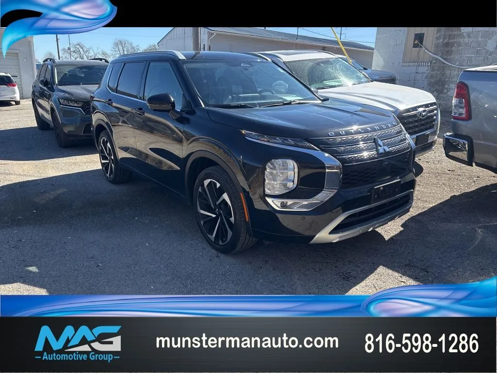 2022 Mitsubishi Outlander SEL for sale in Blue Springs, MO