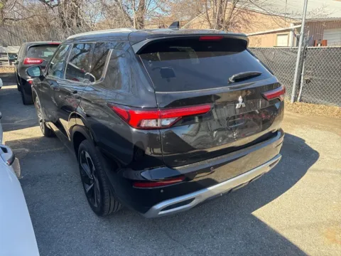 Another view of 2022 Mitsubishi Outlander SEL for sale in Blue Springs, MO at MAG Auto - Munsterman Automotive Group