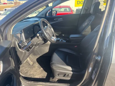 More photos of 2023 Kia Sportage Hybrid EX at MAG Auto - Munsterman Automotive Group, MO