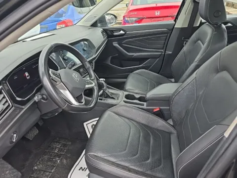 More photos of 2022 Volkswagen Jetta 1.5T SEL at MAG Auto - Munsterman Automotive Group, MO