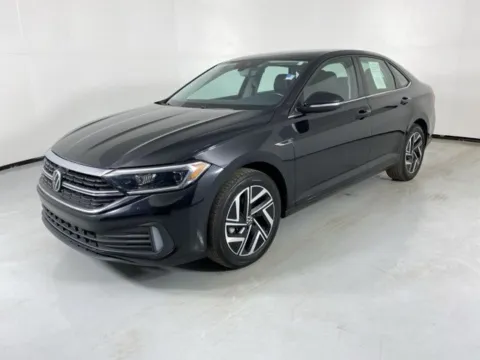 Another view of 2022 Volkswagen Jetta 1.5T SEL for sale in Blue Springs, MO at MAG Auto - Munsterman Automotive Group