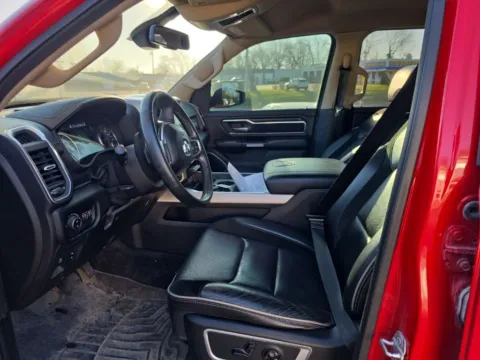 More photos of 2019 Ram 1500 Laramie at MAG Auto - Munsterman Automotive Group, MO