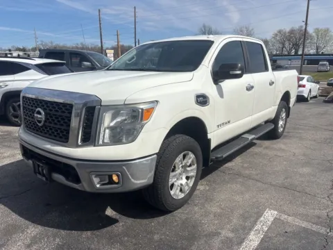 Photos of 2017 Nissan Titan SV for sale in Blue Springs, MO at MAG Auto - Munsterman Automotive Group