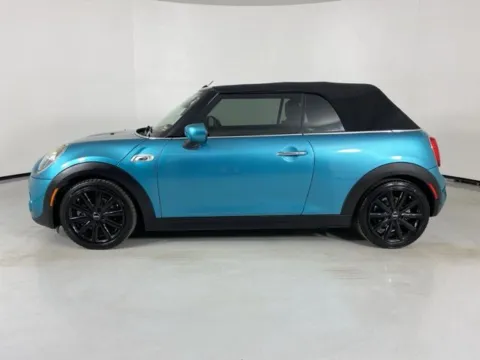 More photos of 2020 MINI Cooper S Classic at MAG Auto - Munsterman Automotive Group, MO