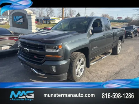 Gray 2018 Chevrolet Silverado 1500 LT for sale in Blue Springs, MO