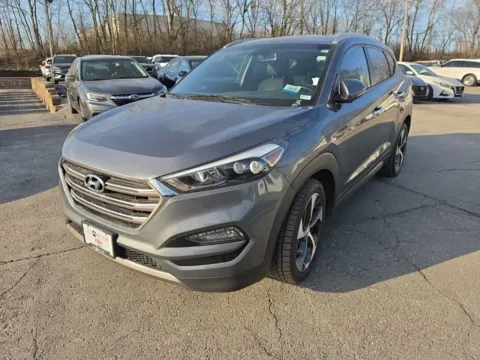 Photos of 2016 Hyundai Tucson Limited for sale in Blue Springs, MO at MAG Auto - Munsterman Automotive Group