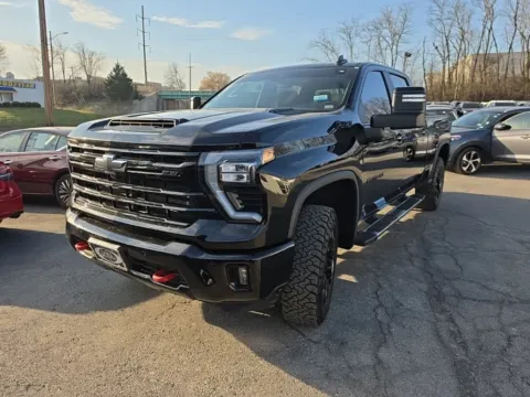 Photos of 2025 Chevrolet Silverado 2500HD LT for sale in Blue Springs, MO at MAG Auto - Munsterman Automotive Group