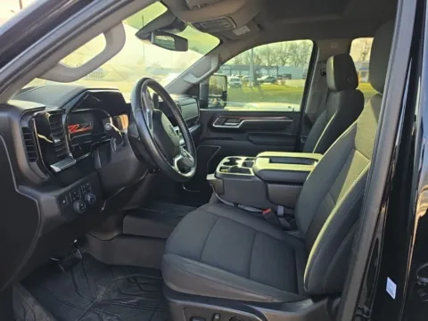 More photos of 2025 Chevrolet Silverado 2500HD LT at MAG Auto - Munsterman Automotive Group, MO