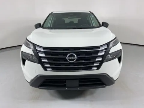 Photos of 2024 Nissan Rogue S for sale in Blue Springs, MO at MAG Auto - Munsterman Automotive Group