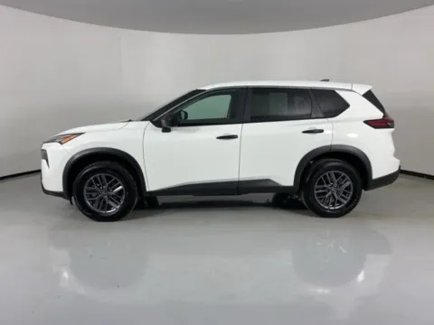 More photos of 2024 Nissan Rogue S at MAG Auto - Munsterman Automotive Group, MO