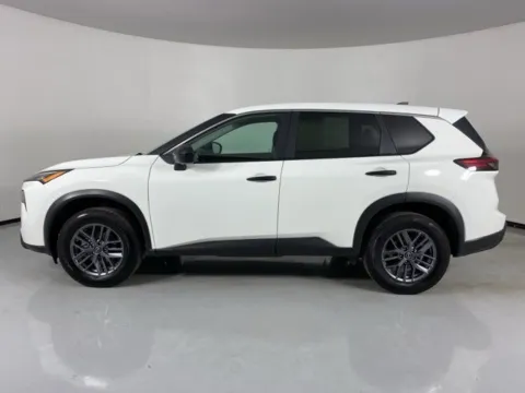 More photos of 2024 Nissan Rogue S at MAG Auto - Munsterman Automotive Group, MO