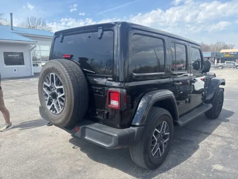 More photos of 2020 Jeep Wrangler Unlimited Sahara at MAG Auto - Munsterman Automotive Group, MO