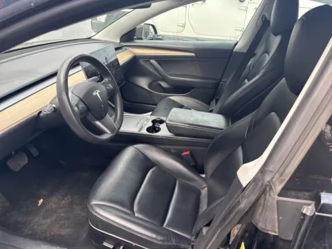 More photos of 2021 Tesla Model 3 Standard Range Plus at MAG Auto - Munsterman Automotive Group, MO