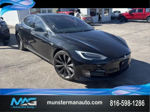 Blue 2017 Tesla Model S 60 for sale in Blue Springs, MO