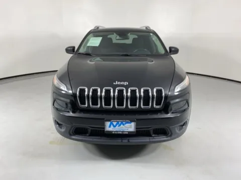 Photos of 2015 Jeep Cherokee Latitude for sale in Blue Springs, MO at MAG Auto - Munsterman Automotive Group