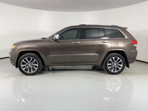More photos of 2017 Jeep Grand Cherokee Overland at MAG Auto - Munsterman Automotive Group, MO