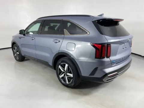 More photos of 2021 Kia Sorento EX at MAG Auto - Munsterman Automotive Group, MO