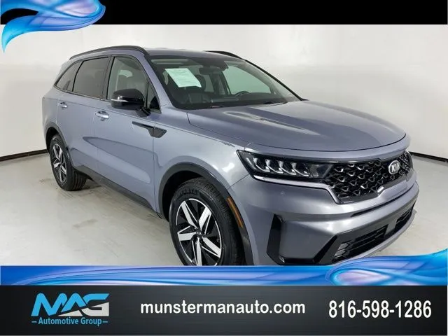 Silver 2021 Kia Sorento EX for sale in Blue Springs, MO