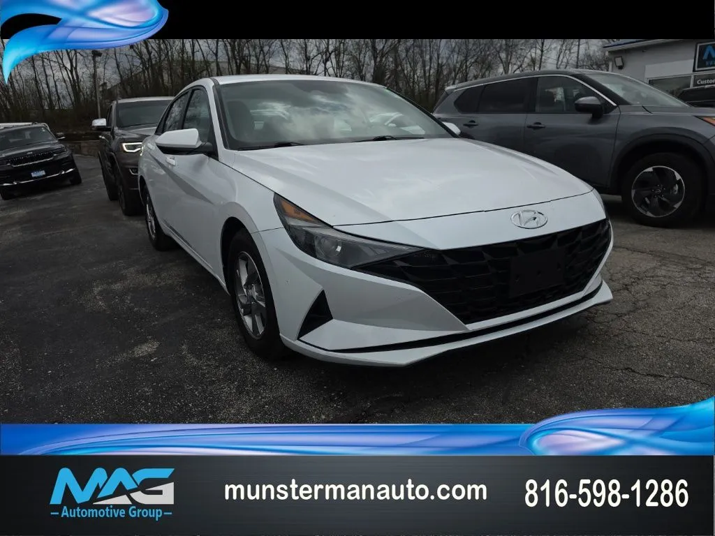White 2022 Hyundai Elantra SE for sale in Blue Springs, MO