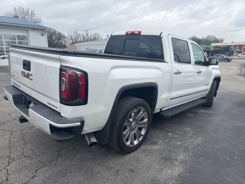 More photos of 2016 GMC Sierra 1500 Denali at MAG Auto - Munsterman Automotive Group, MO