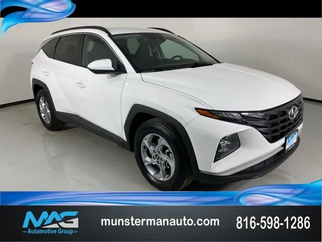 White 2024 Hyundai Tucson SEL for sale in Blue Springs, MO