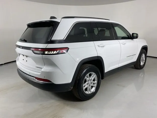 Jeep Grand Cherokee photo 7
