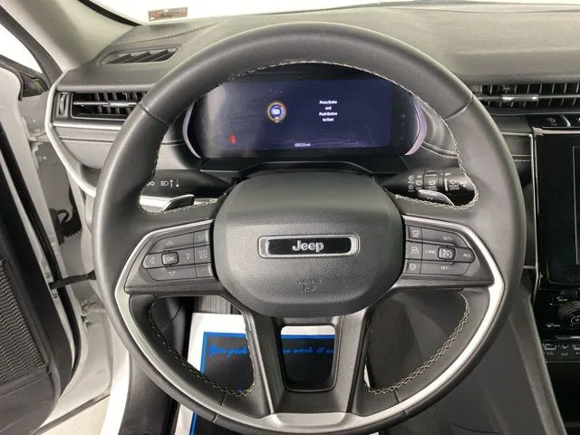 Jeep Grand Cherokee photo 34