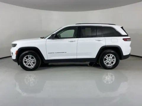 More photos of 2024 Jeep Grand Cherokee Laredo at MAG Auto - Munsterman Automotive Group, MO