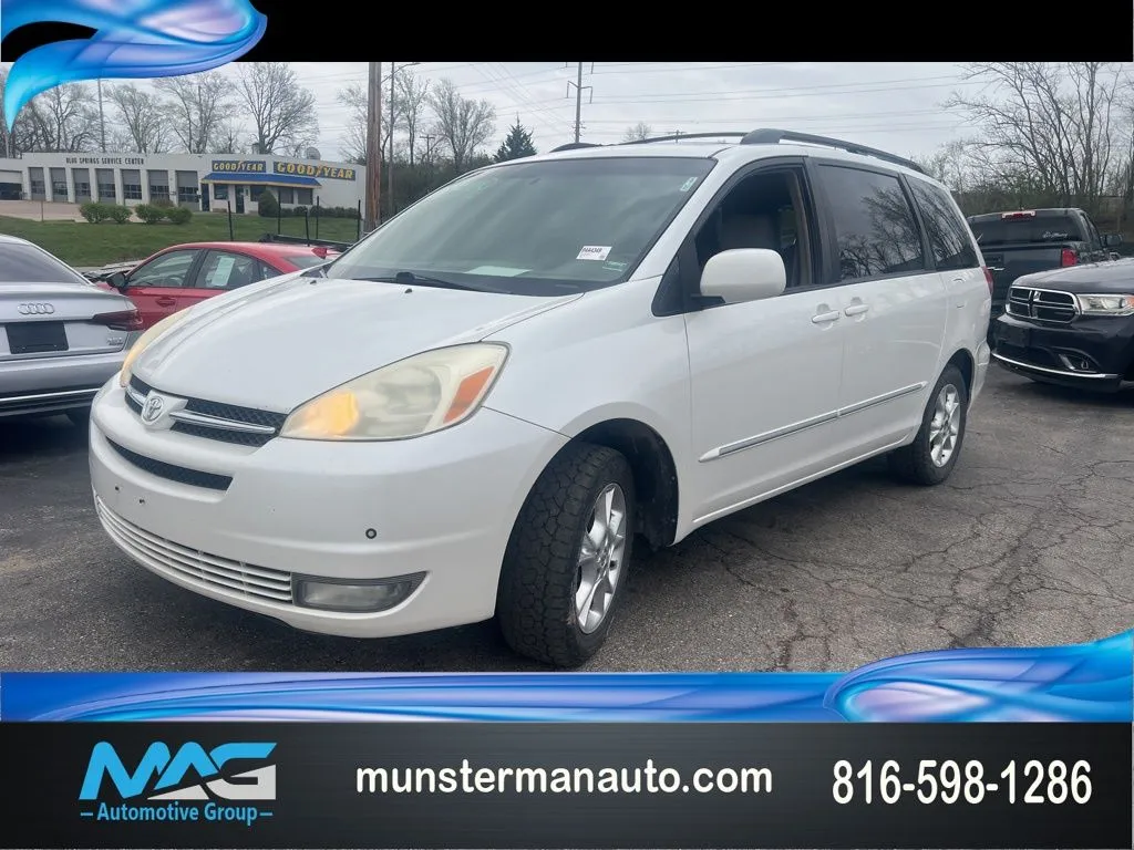 2004 Toyota Sienna XLE for sale in Blue Springs, MO
