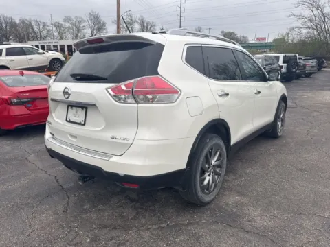 Another view of 2015 Nissan Rogue SL for sale in Blue Springs, MO at MAG Auto - Munsterman Automotive Group