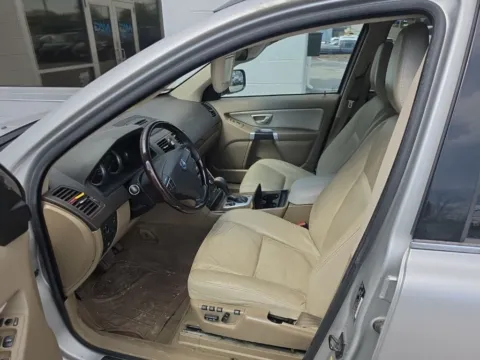 More photos of 2011 Volvo XC90 3.2 at MAG Auto - Munsterman Automotive Group, MO