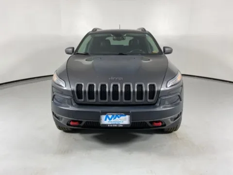 Photos of 2016 Jeep Cherokee Trailhawk for sale in Blue Springs, MO at MAG Auto - Munsterman Automotive Group