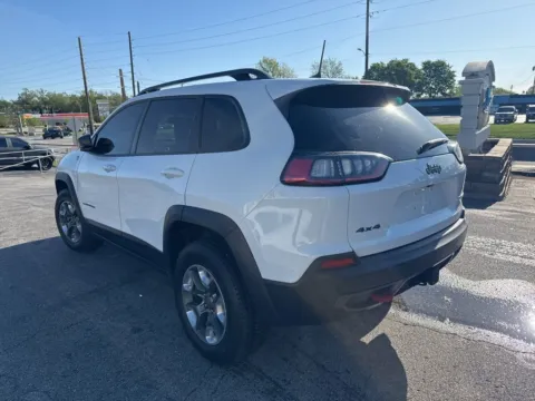 Another view of 2019 Jeep Cherokee Trailhawk for sale in Blue Springs, MO at MAG Auto - Munsterman Automotive Group