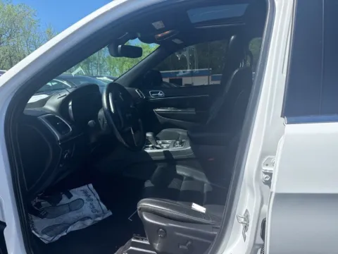 More photos of 2021 Jeep Grand Cherokee Limited at MAG Auto - Munsterman Automotive Group, MO