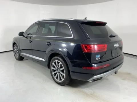 More photos of 2017 Audi Q7 3.0T Premium Plus at MAG Auto - Munsterman Automotive Group, MO