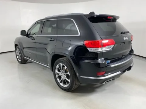 More photos of 2019 Jeep Grand Cherokee Summit at MAG Auto - Munsterman Automotive Group, MO