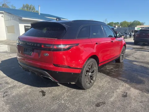 More photos of 2019 Land Rover Range Rover Velar P300 R-Dynamic SE at MAG Auto - Munsterman Automotive Group, MO