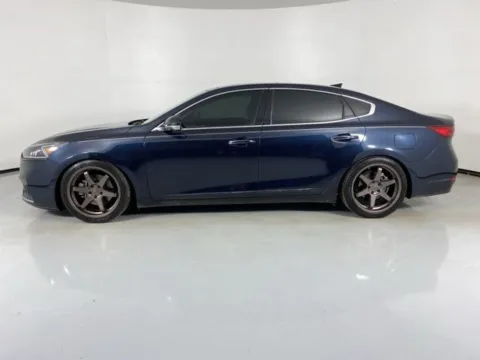 More photos of 2017 Kia Cadenza Limited at MAG Auto - Munsterman Automotive Group, MO